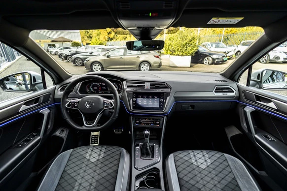 Volkswagen Tiguan - Afbeelding 16 van 30