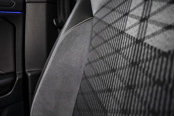 Volkswagen Tiguan - Afbeelding 26 van 30