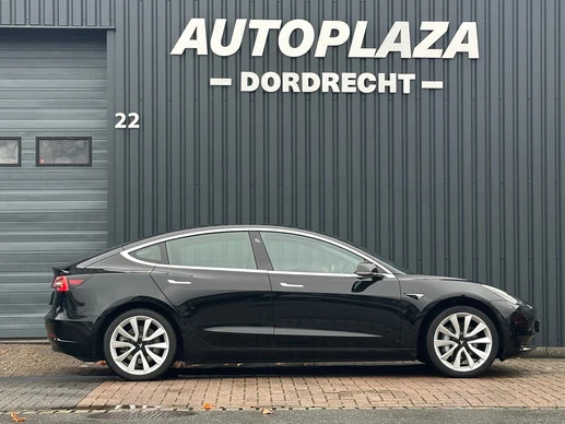 Tesla Model 3 - Afbeelding 5 van 19