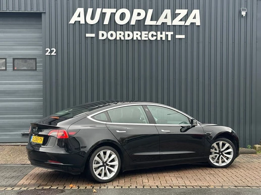 Tesla Model 3 - Afbeelding 9 van 19
