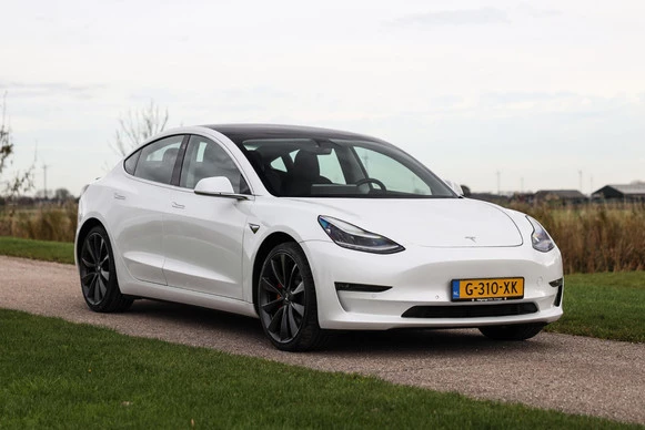 Tesla Model 3 - Afbeelding 29 van 30