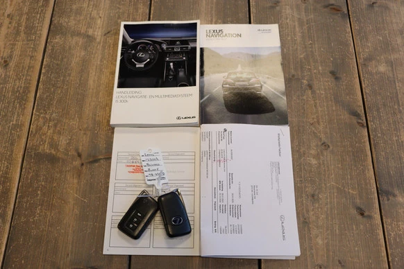 Lexus IS - Afbeelding 29 van 30