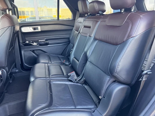 Ford Explorer - Afbeelding 17 van 30