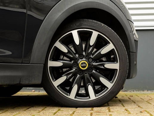 MINI Electric - Afbeelding 14 van 30