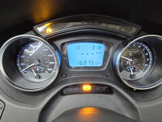 Piaggio MP3 - Afbeelding 4 van 12