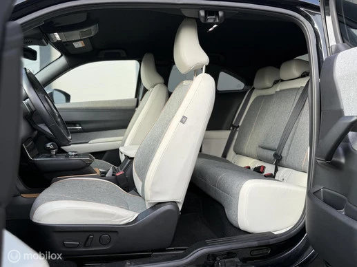 Mazda MX-30 - Afbeelding 14 van 23