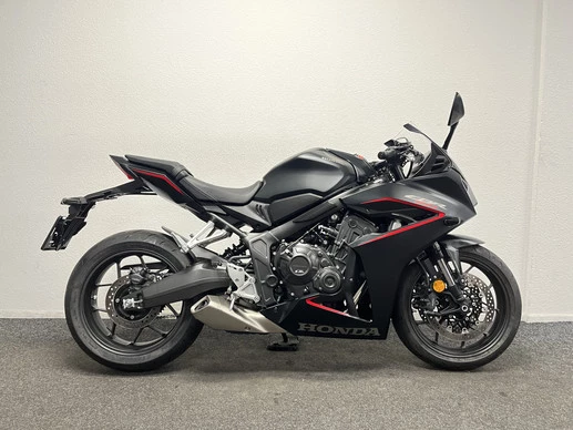 Honda CBR 650 - Afbeelding 1 van 22