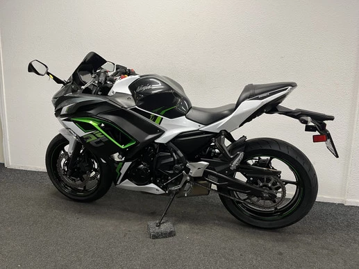 Kawasaki Ninja 650 - Afbeelding 15 van 22