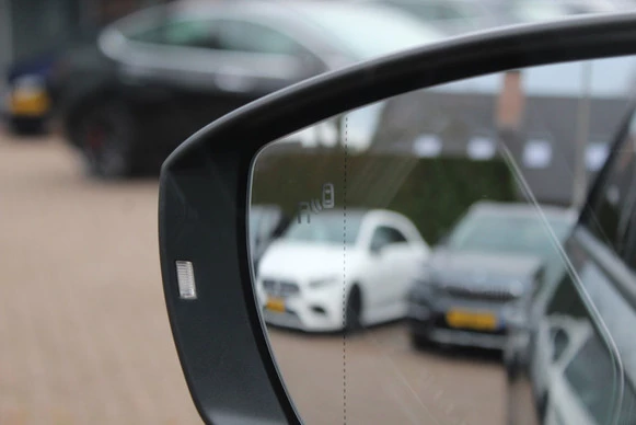 Volkswagen T-Roc - Afbeelding 17 van 20