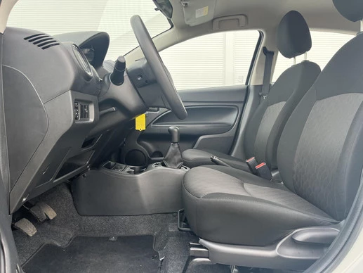 Mitsubishi Space Star - Afbeelding 17 van 30