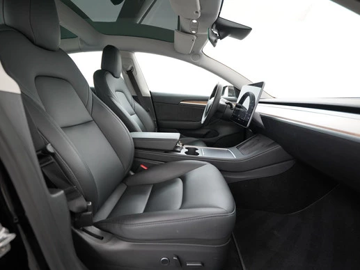 Tesla Model 3 - Afbeelding 3 van 30