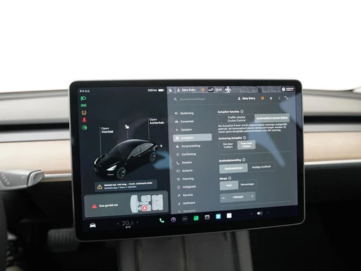 Tesla Model 3 - Afbeelding 22 van 30