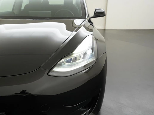 Tesla Model 3 - Afbeelding 29 van 30