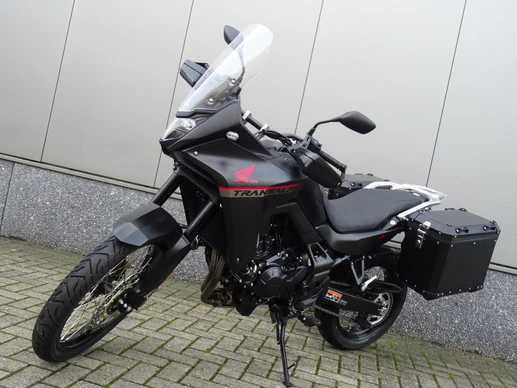 Honda XL 750 - Afbeelding 14 van 17