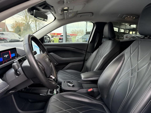 Ford Mustang Mach-E - Afbeelding 12 van 30