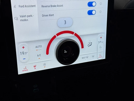 Ford Mustang Mach-E - Afbeelding 28 van 30