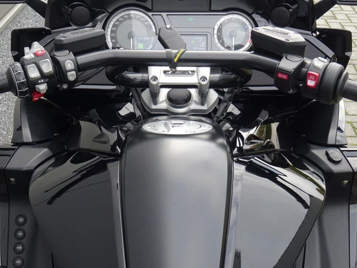 BMW - Afbeelding 11 van 16