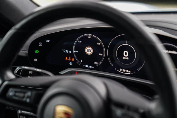 Porsche Taycan - Afbeelding 27 van 30