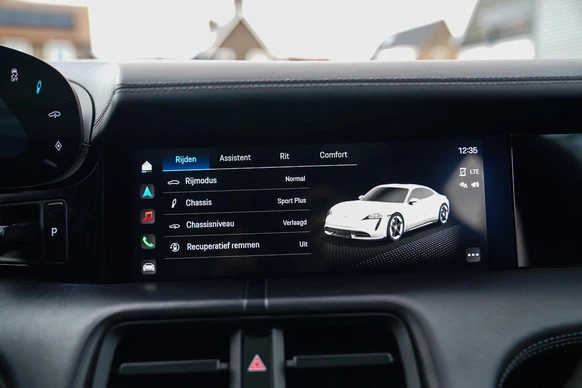 Porsche Taycan - Afbeelding 29 van 30