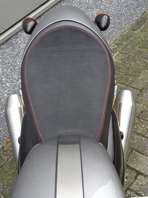 Triumph Thruxton 1200 - Afbeelding 18 van 18