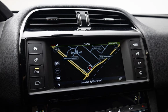 Jaguar F-PACE - Afbeelding 12 van 27