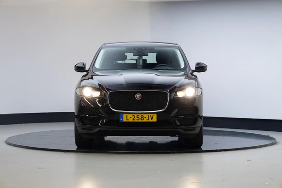 Jaguar F-PACE - Afbeelding 21 van 27