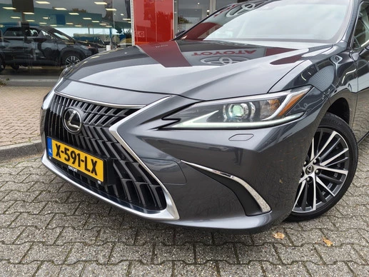 Lexus ES - Afbeelding 3 van 30