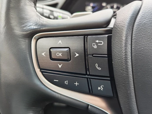 Lexus ES - Afbeelding 16 van 30