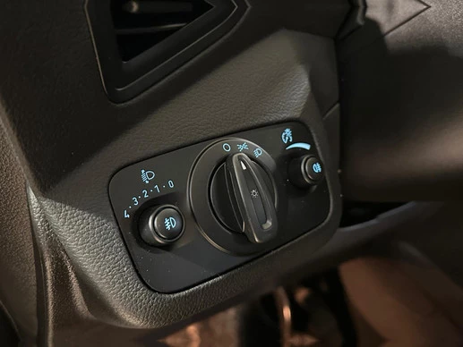 Ford Kuga - Afbeelding 17 van 28