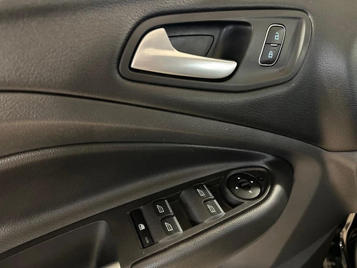 Ford Kuga - Afbeelding 20 van 28