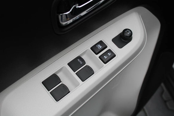 Suzuki Ignis - Afbeelding 9 van 30