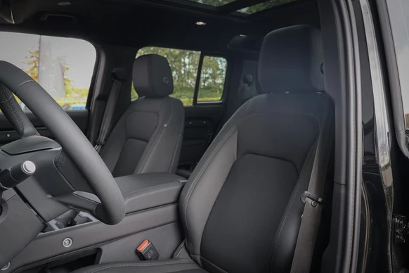 Land Rover Defender - Afbeelding 4 van 30