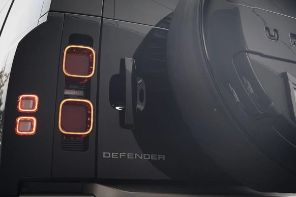 Land Rover Defender - Afbeelding 15 van 30