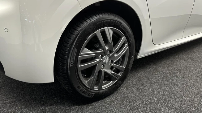 Peugeot 208 - Afbeelding 13 van 30