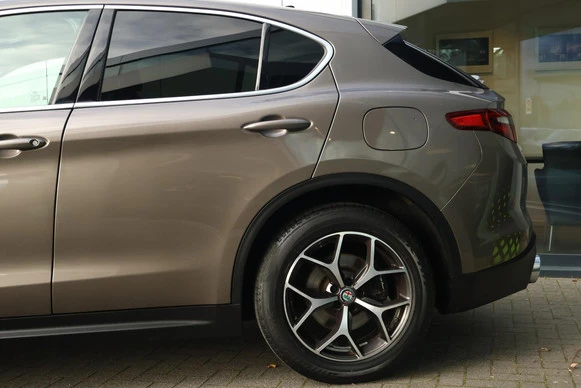 Alfa Romeo Stelvio - Afbeelding 5 van 30