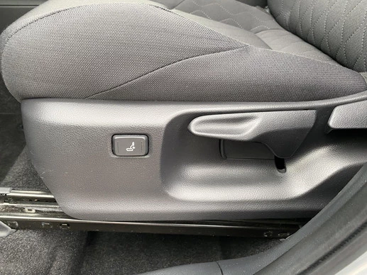 Toyota Corolla Cross - Afbeelding 21 van 30