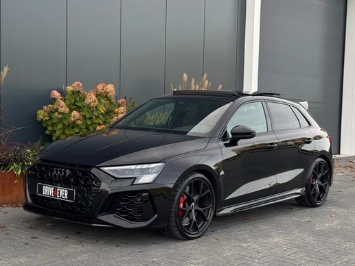 Audi RS3 - Afbeelding 1 van 30