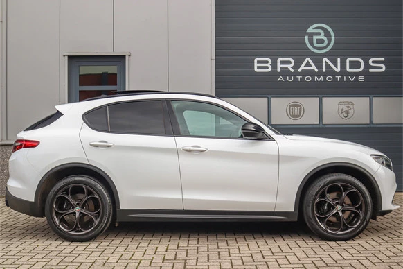 Alfa Romeo Stelvio - Afbeelding 7 van 30