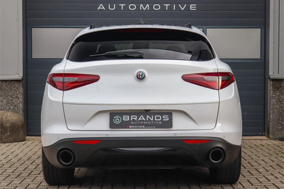 Alfa Romeo Stelvio - Afbeelding 8 van 30