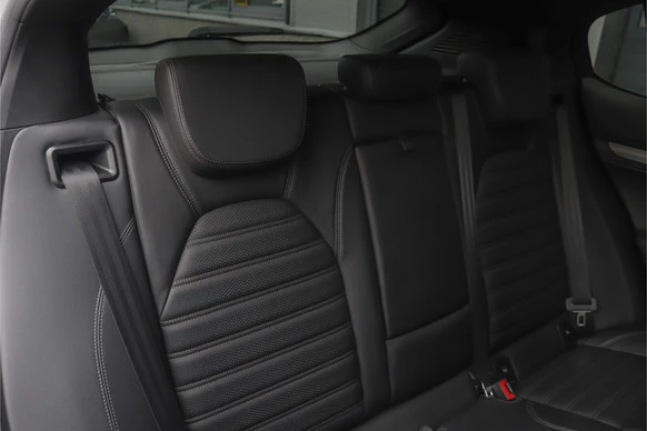 Alfa Romeo Stelvio - Afbeelding 24 van 30