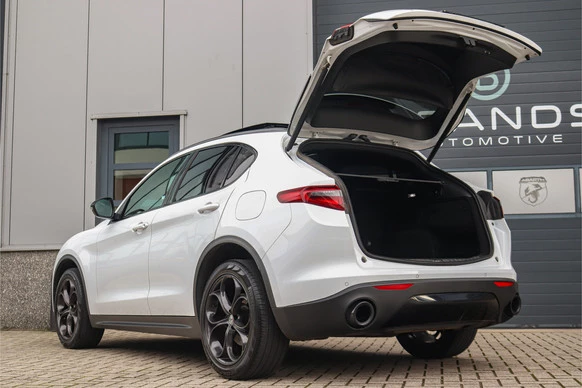 Alfa Romeo Stelvio - Afbeelding 26 van 30