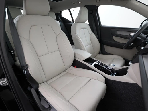 Volvo XC40 - Afbeelding 29 van 30