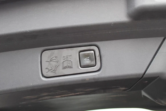 Ford Mustang Mach-E - Afbeelding 6 van 30