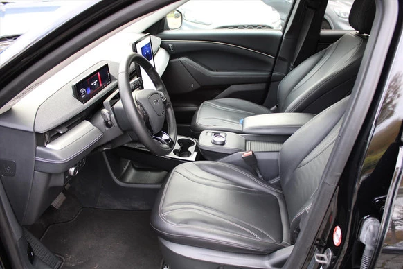 Ford Mustang Mach-E - Afbeelding 7 van 30