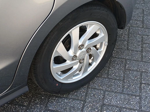 Mitsubishi Space Star - Afbeelding 21 van 22