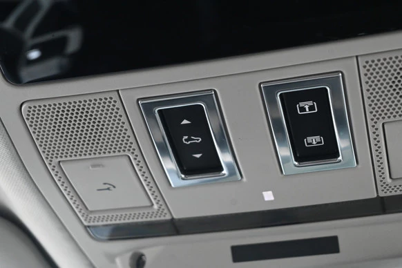 Land Rover Defender - Afbeelding 28 van 30