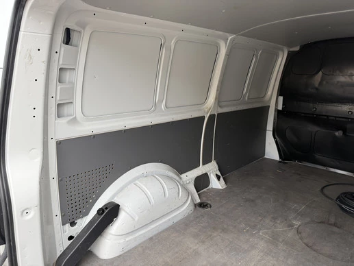 Volkswagen e-Transporter - Afbeelding 11 van 27