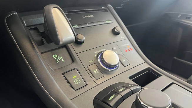 Lexus CT - Afbeelding 13 van 17