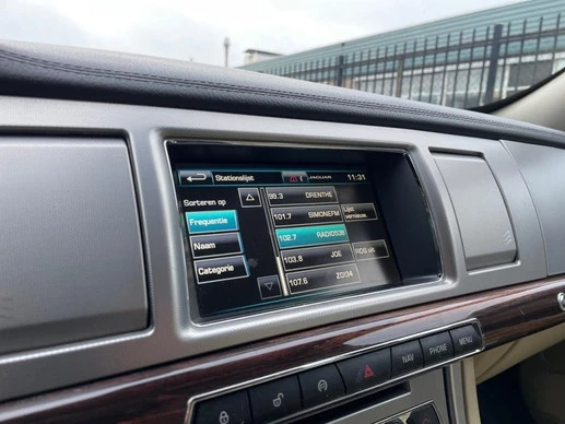Jaguar XF - Afbeelding 23 van 30