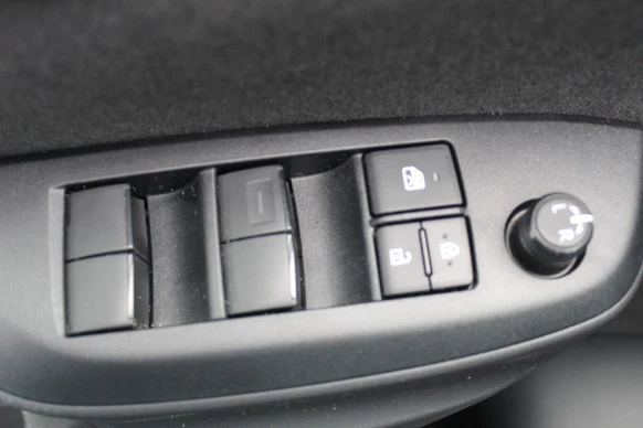 Toyota Yaris - Afbeelding 12 van 30